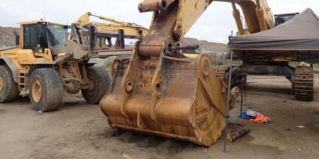 Excavator bucket